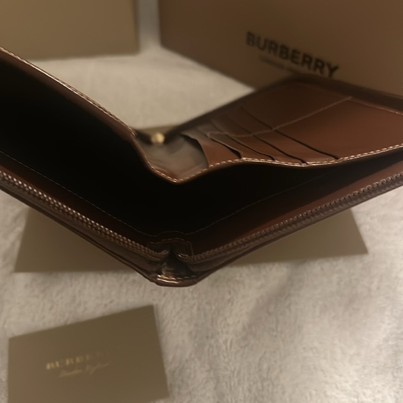 Burberry zippy organizer nova check - Picture 14 of 14